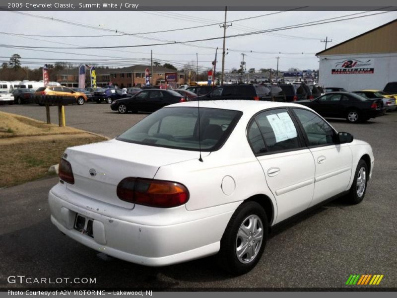 Summit White / Gray 2005 Chevrolet Classic