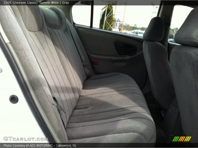 Summit White / Gray 2005 Chevrolet Classic