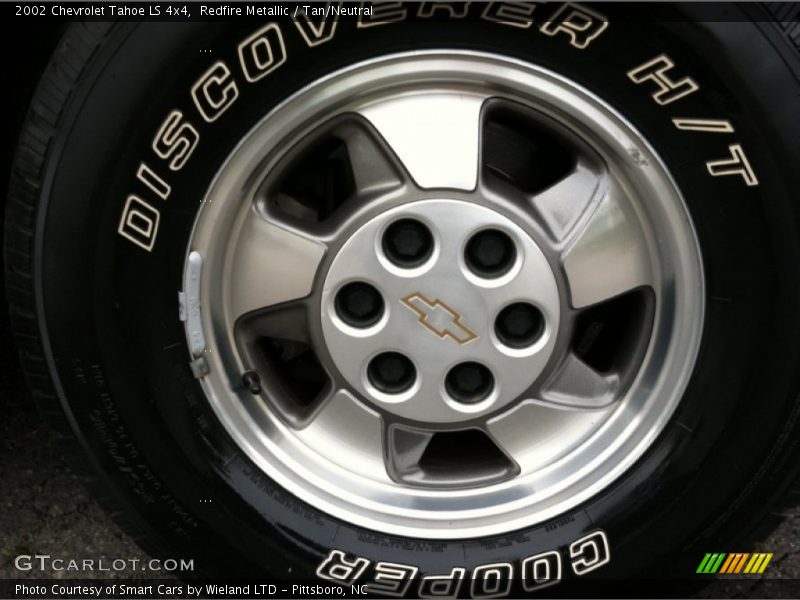 Redfire Metallic / Tan/Neutral 2002 Chevrolet Tahoe LS 4x4