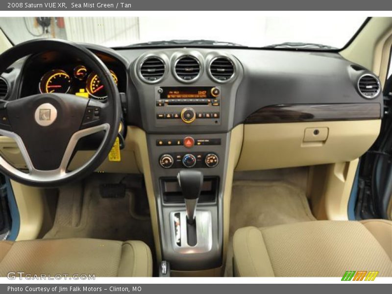 Sea Mist Green / Tan 2008 Saturn VUE XR