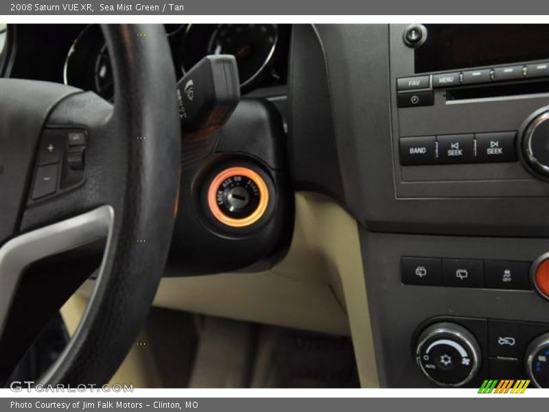 Sea Mist Green / Tan 2008 Saturn VUE XR