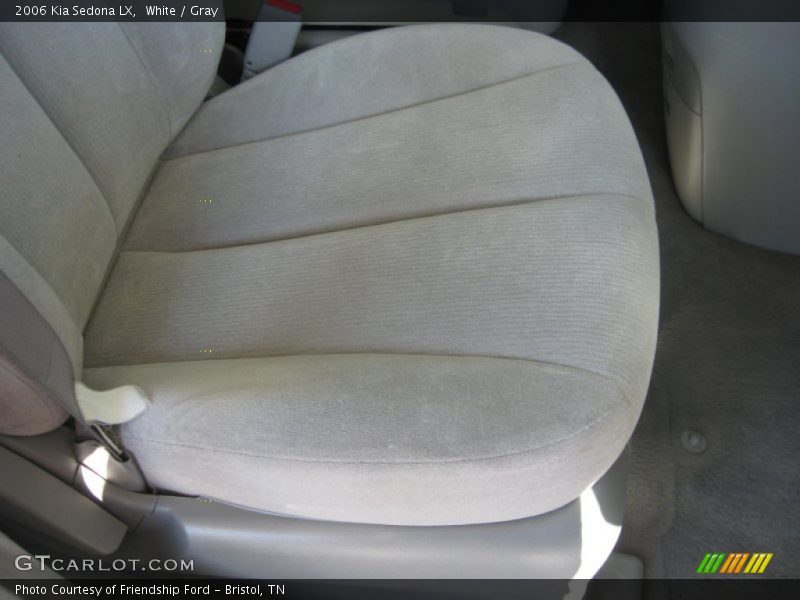 White / Gray 2006 Kia Sedona LX
