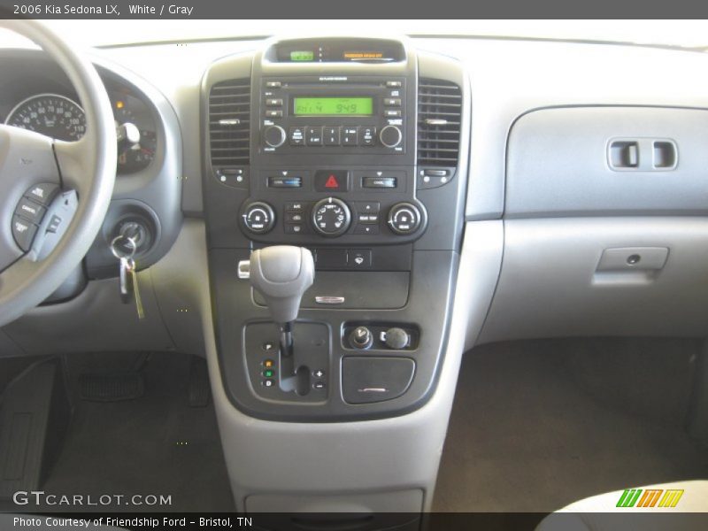 White / Gray 2006 Kia Sedona LX