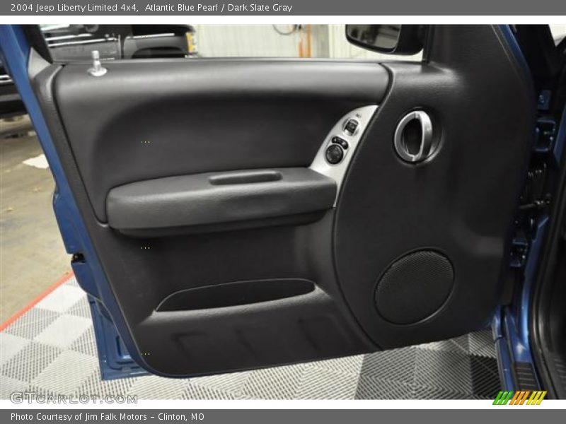 Atlantic Blue Pearl / Dark Slate Gray 2004 Jeep Liberty Limited 4x4