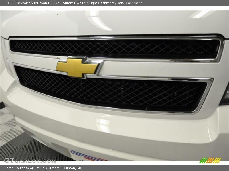 Summit White / Light Cashmere/Dark Cashmere 2012 Chevrolet Suburban LT 4x4