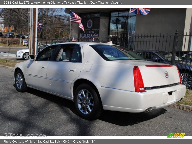 White Diamond Tricoat / Titanium/Dark Titanium Accents 2011 Cadillac DTS Luxury