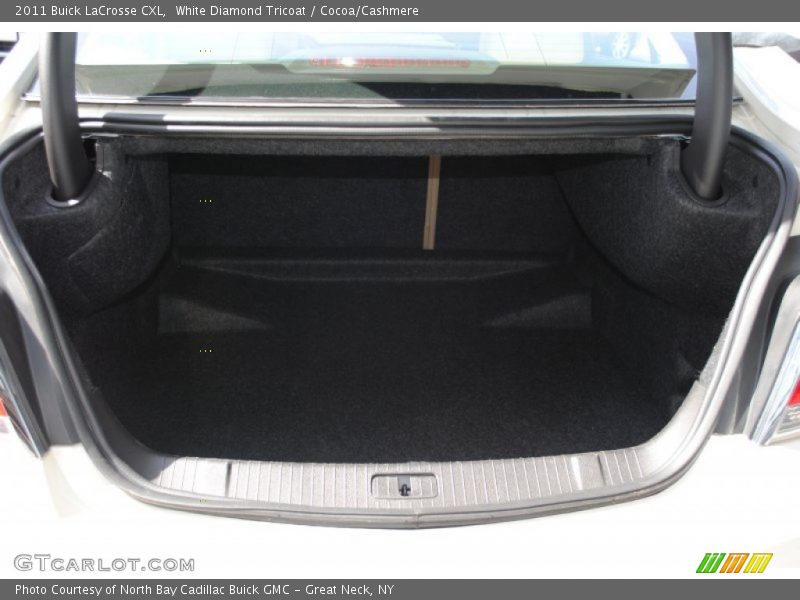 White Diamond Tricoat / Cocoa/Cashmere 2011 Buick LaCrosse CXL
