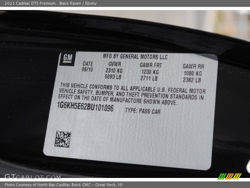 Black Raven / Ebony 2011 Cadillac DTS Premium