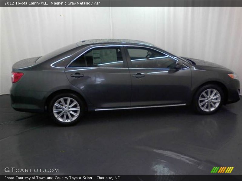 Magnetic Gray Metallic / Ash 2012 Toyota Camry XLE