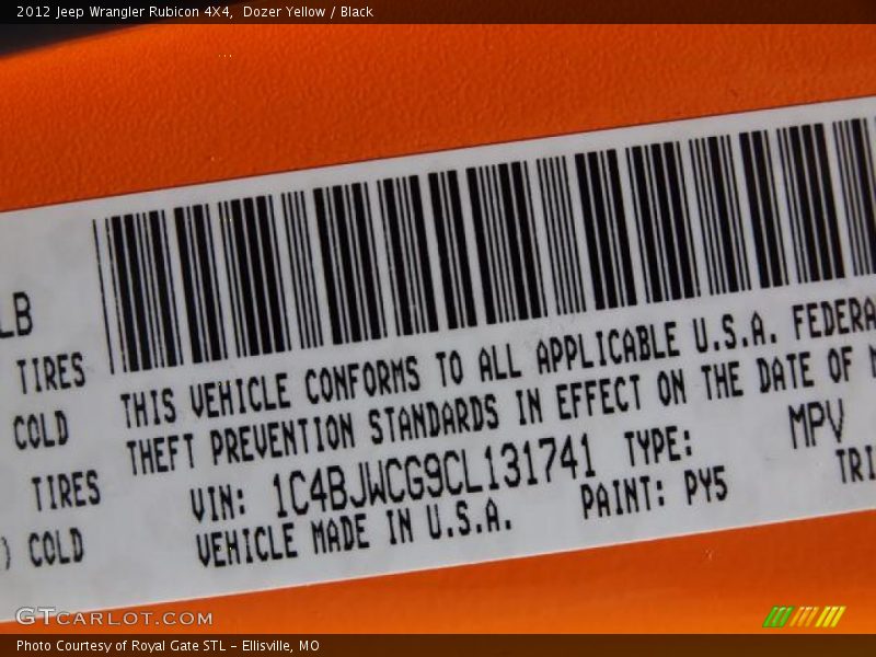 Dozer Yellow / Black 2012 Jeep Wrangler Rubicon 4X4
