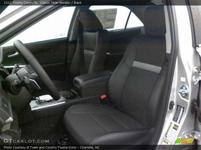 Classic Silver Metallic / Black 2012 Toyota Camry SE