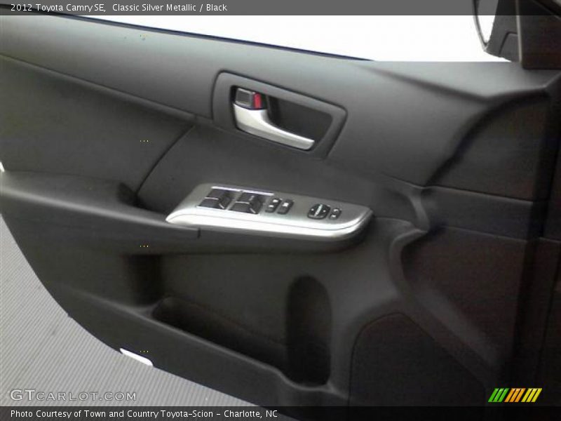 Classic Silver Metallic / Black 2012 Toyota Camry SE