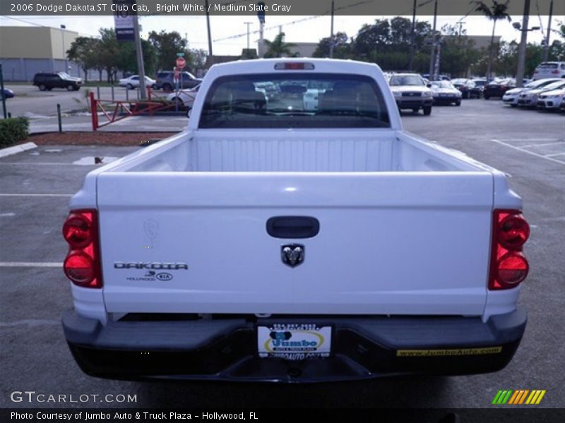 Bright White / Medium Slate Gray 2006 Dodge Dakota ST Club Cab