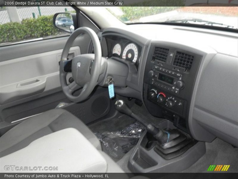 Bright White / Medium Slate Gray 2006 Dodge Dakota ST Club Cab