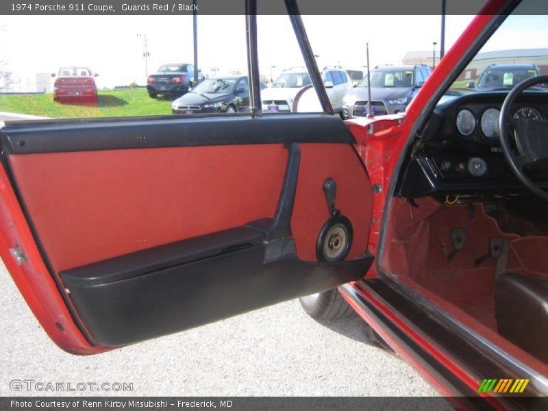 Door Panel of 1974 911 Coupe