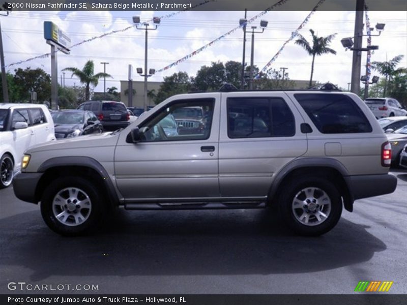 Sahara Beige Metallic / Parchment 2000 Nissan Pathfinder SE
