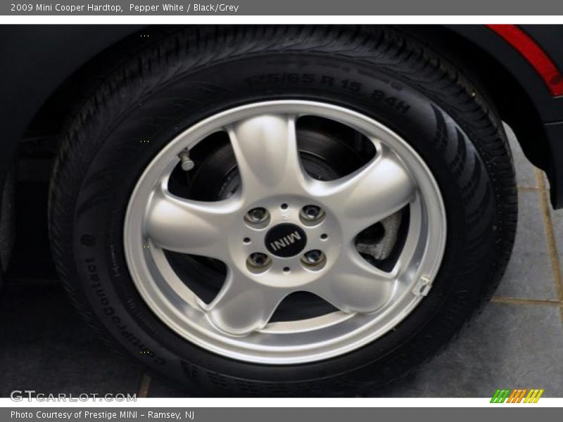 Pepper White / Black/Grey 2009 Mini Cooper Hardtop