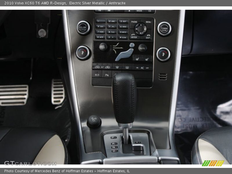 Electric Silver Metallic / Anthracite 2010 Volvo XC60 T6 AWD R-Design
