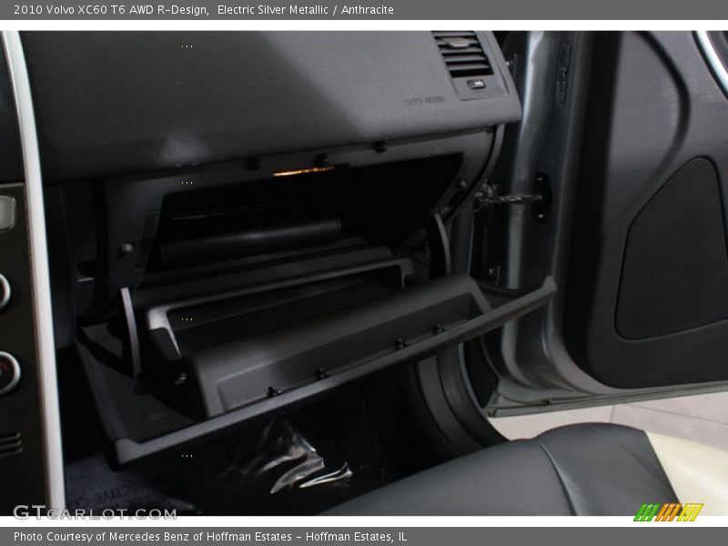 Electric Silver Metallic / Anthracite 2010 Volvo XC60 T6 AWD R-Design
