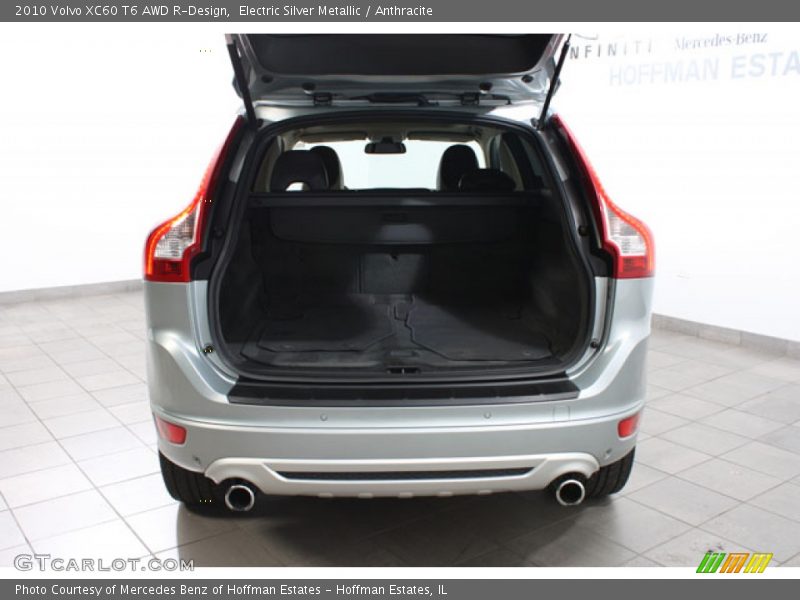 Electric Silver Metallic / Anthracite 2010 Volvo XC60 T6 AWD R-Design