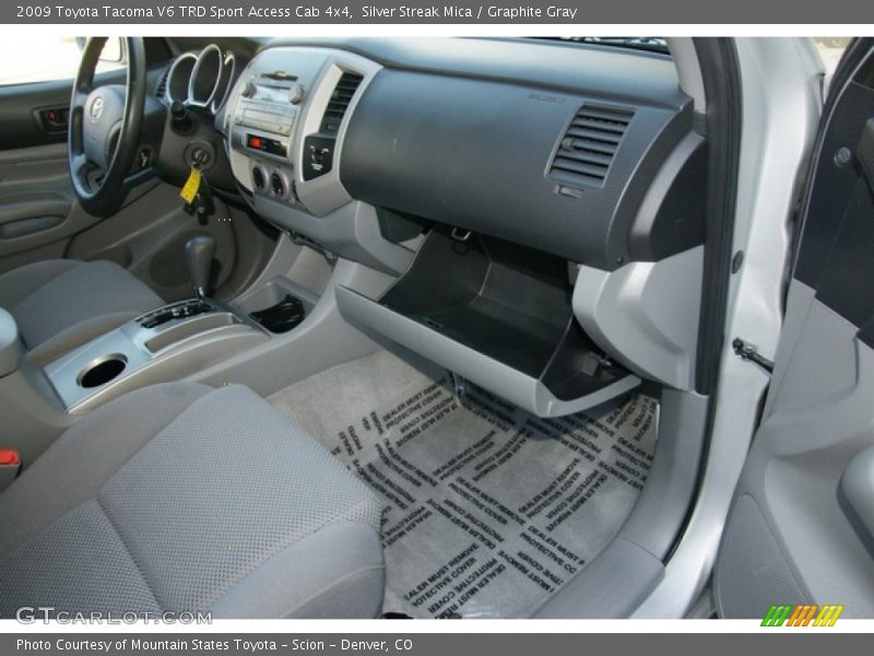 Silver Streak Mica / Graphite Gray 2009 Toyota Tacoma V6 TRD Sport Access Cab 4x4