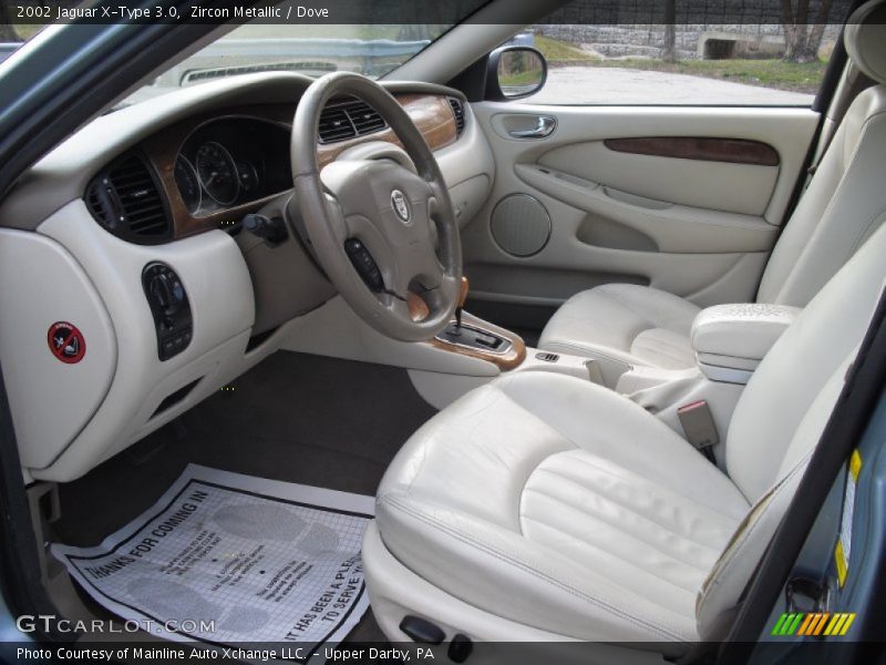 Zircon Metallic / Dove 2002 Jaguar X-Type 3.0
