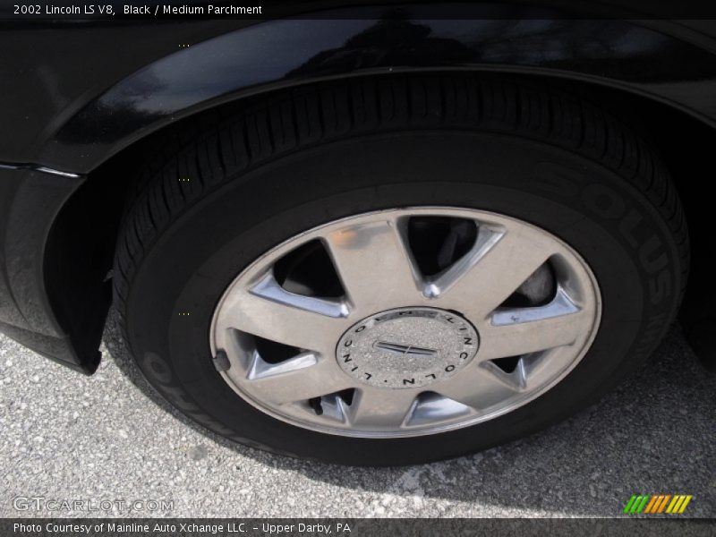 Black / Medium Parchment 2002 Lincoln LS V8