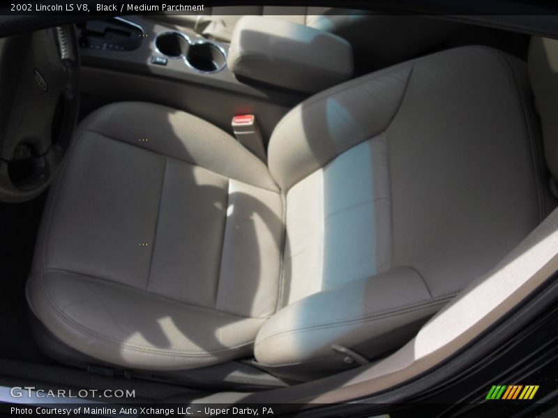 Black / Medium Parchment 2002 Lincoln LS V8