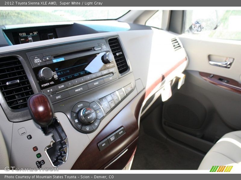 Super White / Light Gray 2012 Toyota Sienna XLE AWD