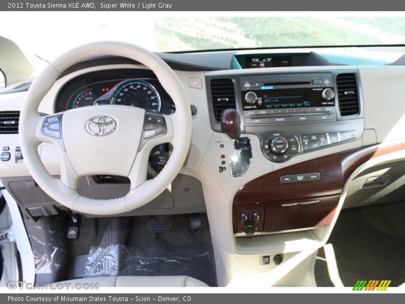 Super White / Light Gray 2012 Toyota Sienna XLE AWD