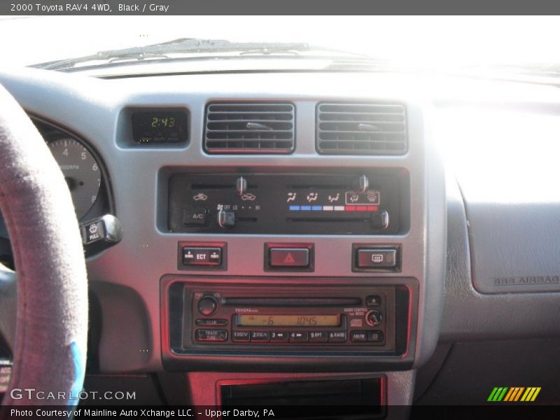 Black / Gray 2000 Toyota RAV4 4WD
