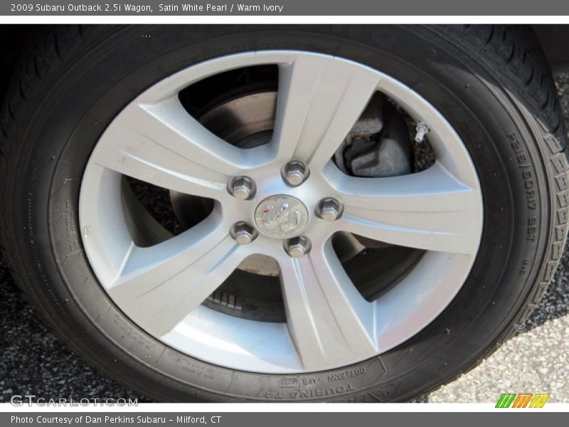 Satin White Pearl / Warm Ivory 2009 Subaru Outback 2.5i Wagon