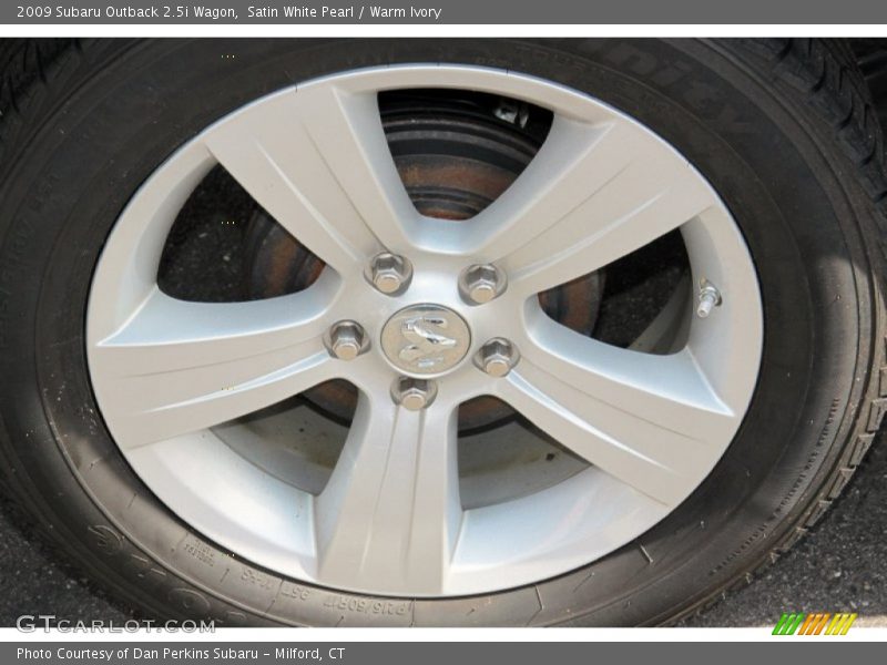Satin White Pearl / Warm Ivory 2009 Subaru Outback 2.5i Wagon
