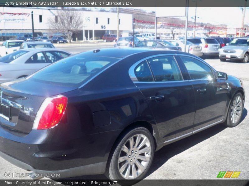 Tuxedo Black Metallic / Charcoal Black 2009 Lincoln MKS AWD Sedan