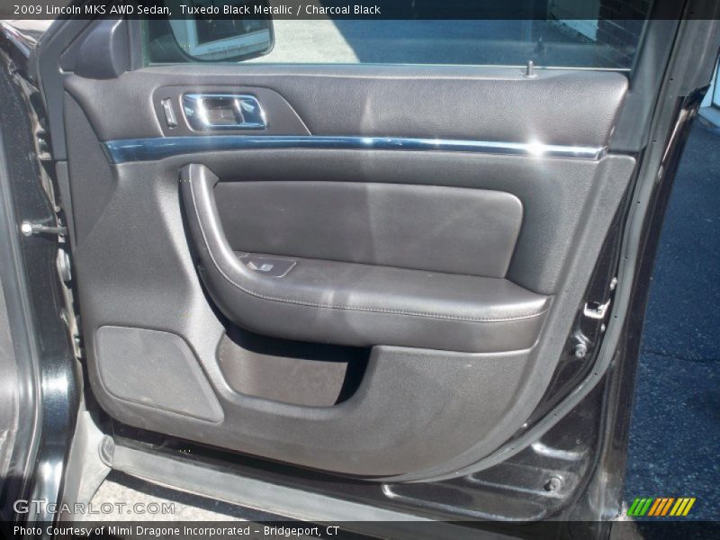 Tuxedo Black Metallic / Charcoal Black 2009 Lincoln MKS AWD Sedan