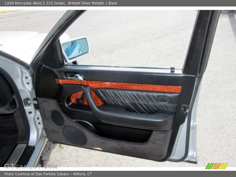 Brilliant Silver Metallic / Black 1999 Mercedes-Benz S 320 Sedan
