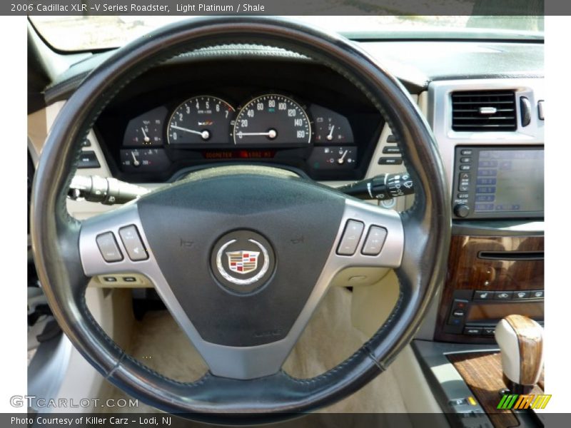  2006 XLR -V Series Roadster Steering Wheel