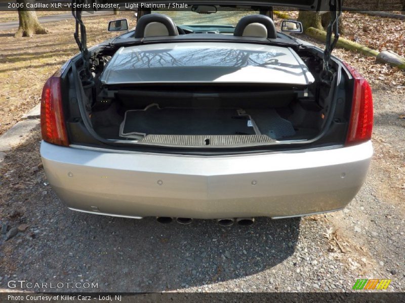 Light Platinum / Shale 2006 Cadillac XLR -V Series Roadster