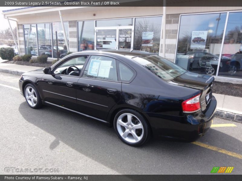 Obsidian Black Pearl / Off Black 2009 Subaru Legacy 2.5i Sedan
