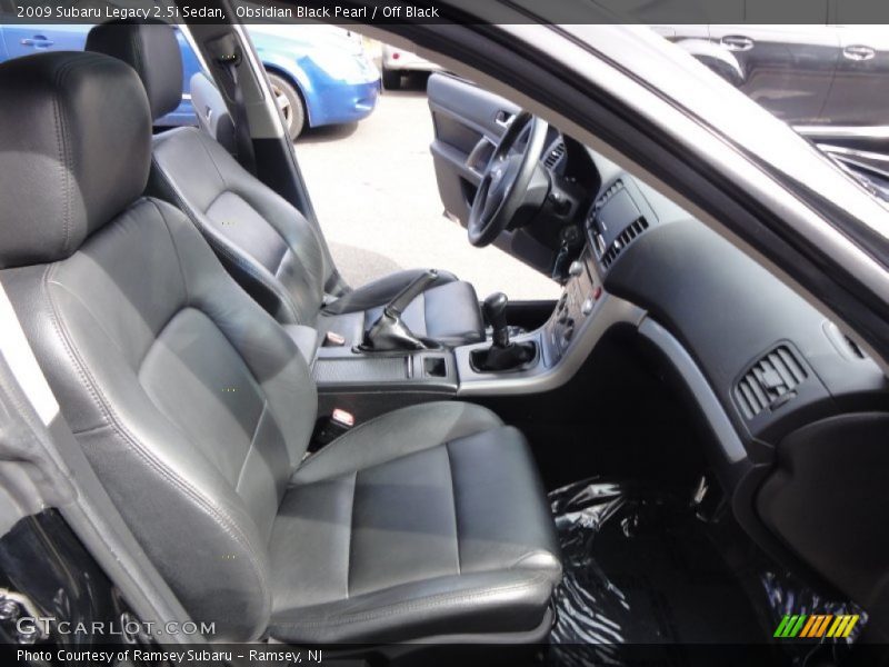 Obsidian Black Pearl / Off Black 2009 Subaru Legacy 2.5i Sedan