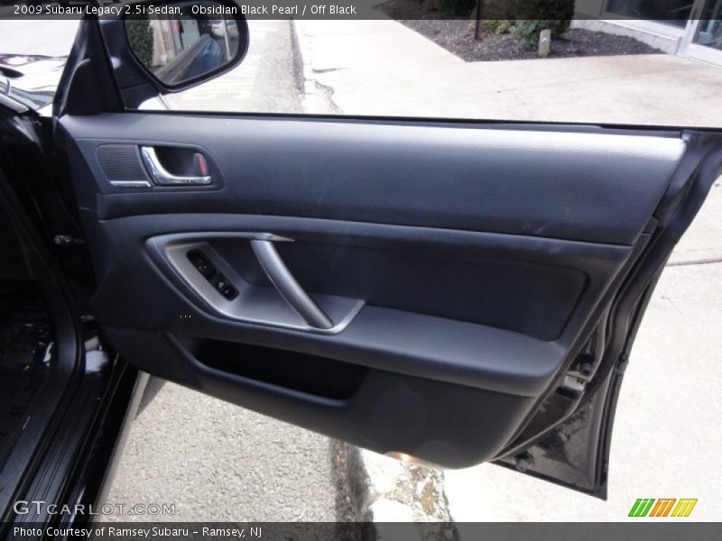 Obsidian Black Pearl / Off Black 2009 Subaru Legacy 2.5i Sedan