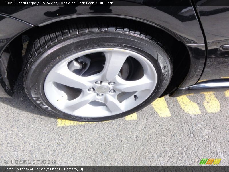 Obsidian Black Pearl / Off Black 2009 Subaru Legacy 2.5i Sedan