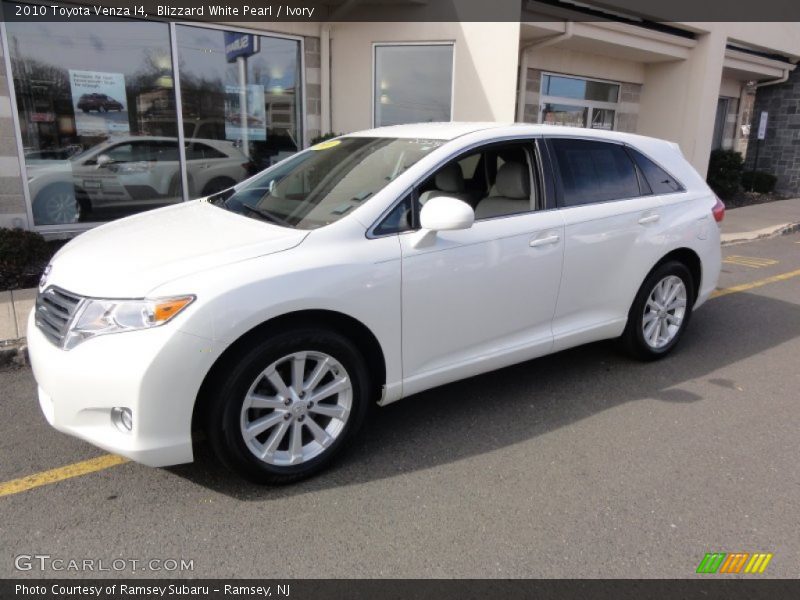 Blizzard White Pearl / Ivory 2010 Toyota Venza I4