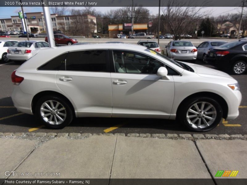 Blizzard White Pearl / Ivory 2010 Toyota Venza I4