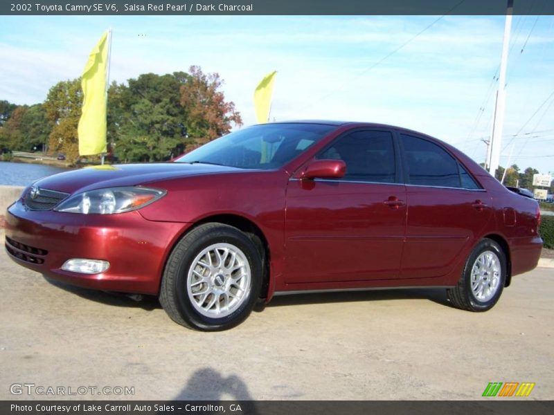 Salsa Red Pearl / Dark Charcoal 2002 Toyota Camry SE V6