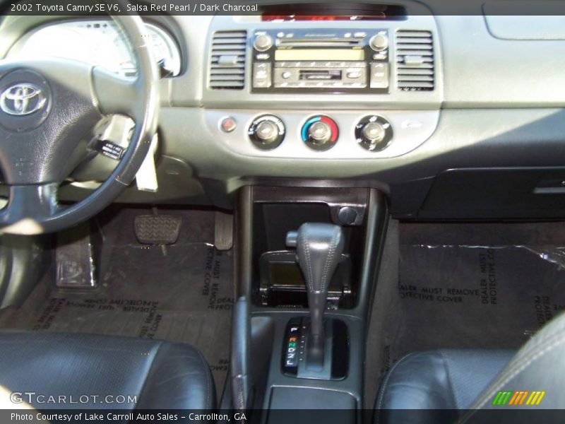 Salsa Red Pearl / Dark Charcoal 2002 Toyota Camry SE V6