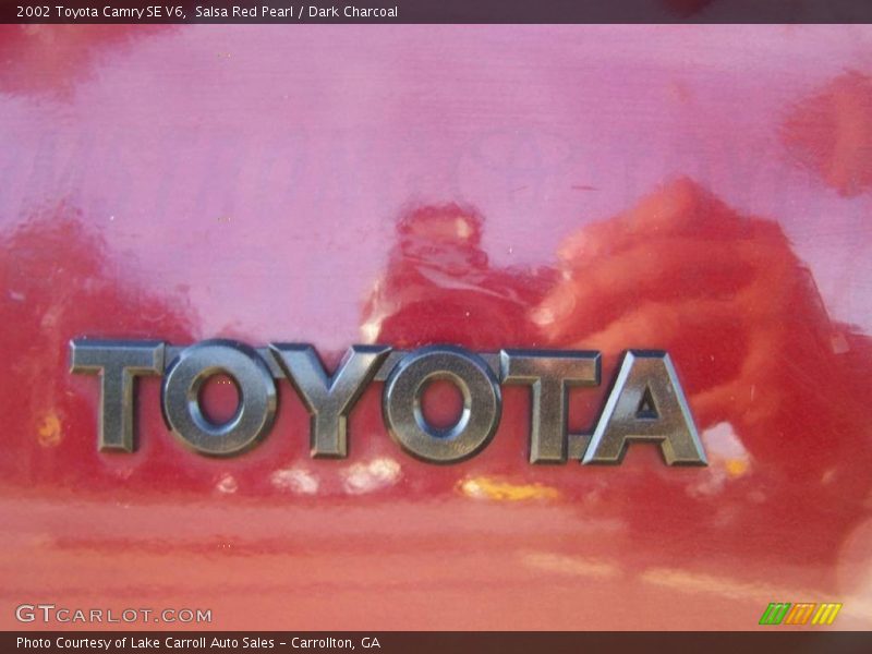 Salsa Red Pearl / Dark Charcoal 2002 Toyota Camry SE V6