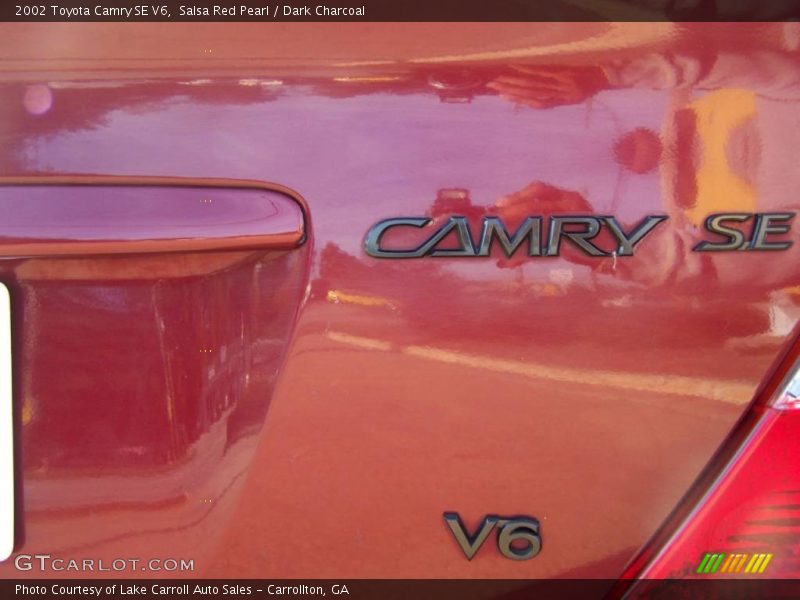 Salsa Red Pearl / Dark Charcoal 2002 Toyota Camry SE V6