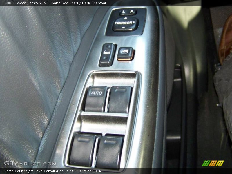 Salsa Red Pearl / Dark Charcoal 2002 Toyota Camry SE V6