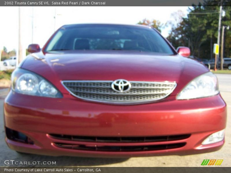 Salsa Red Pearl / Dark Charcoal 2002 Toyota Camry SE V6